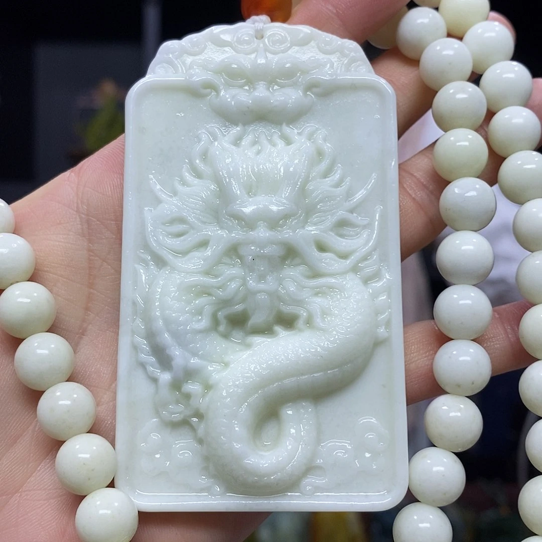 未镶嵌岫玉挂件吊坠