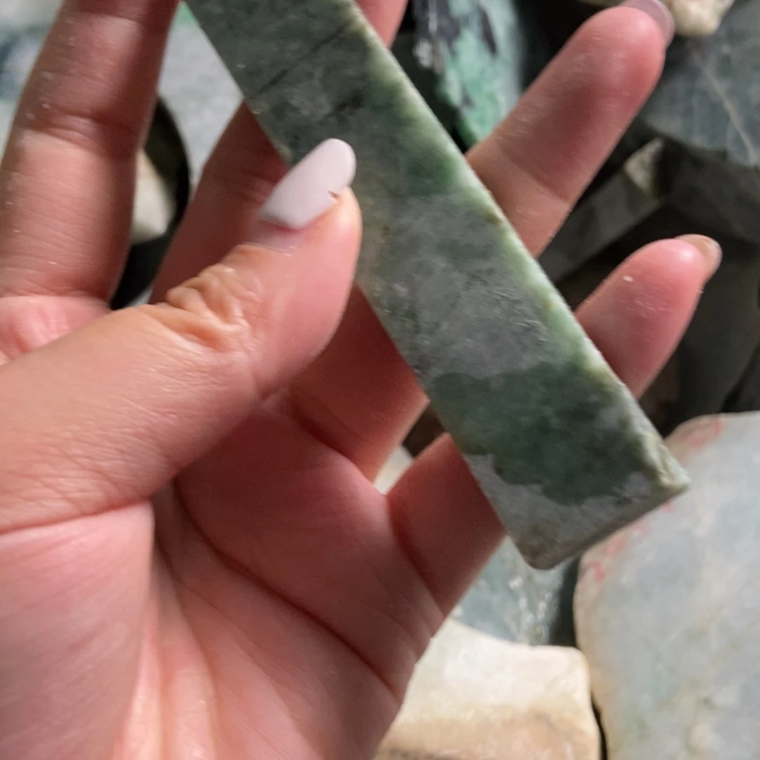 翡翠未镶嵌挂件天然翡翠