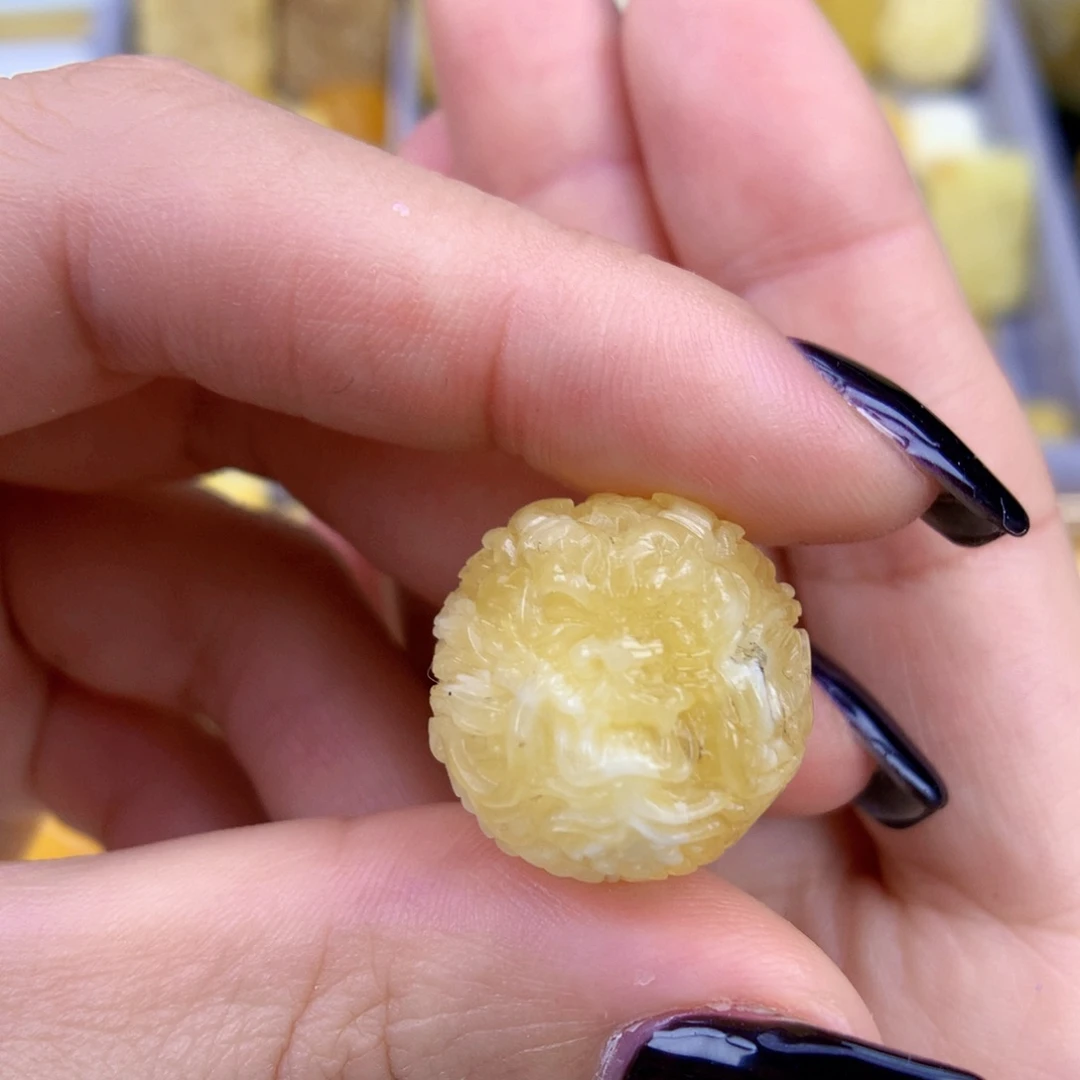 琥珀未镶嵌裸石19