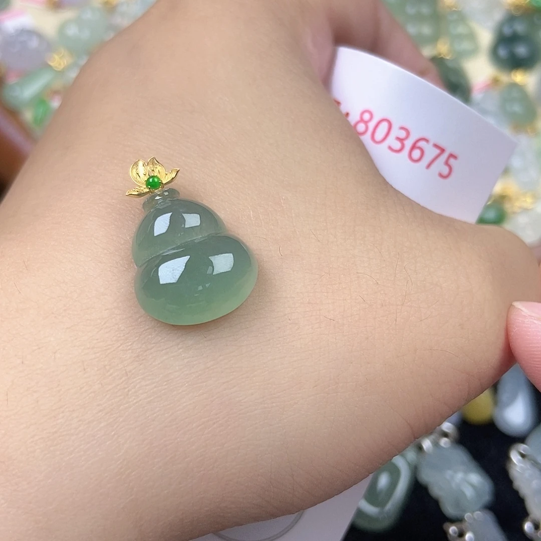 翡翠未镶嵌挂件天然