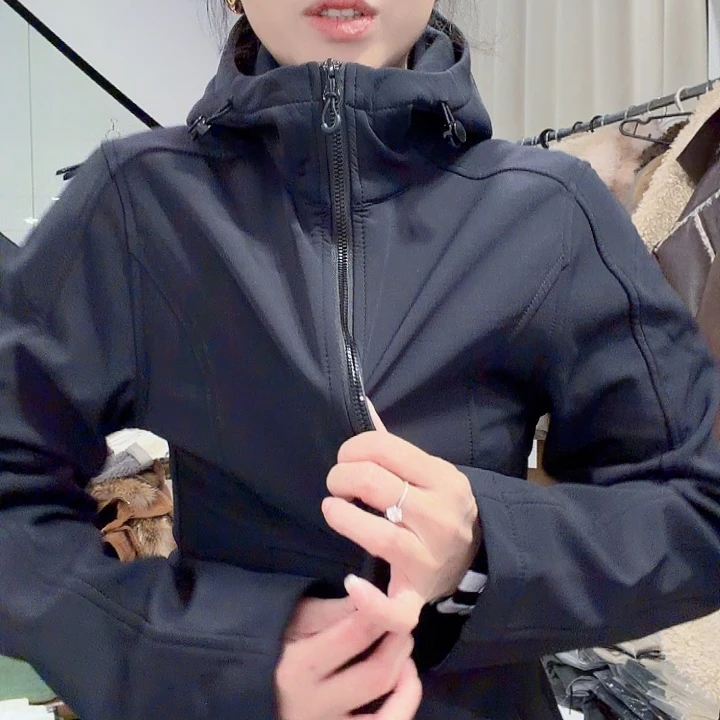 冲锋衣64656646655