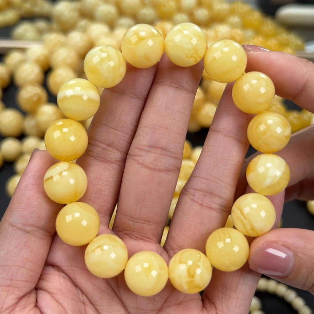 琥珀未镶嵌手链23.2克