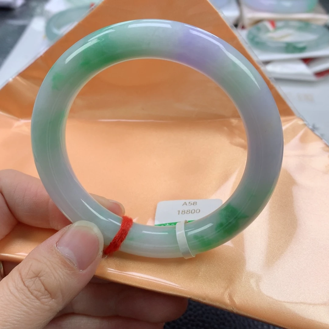 翡翠手镯未镶嵌58加