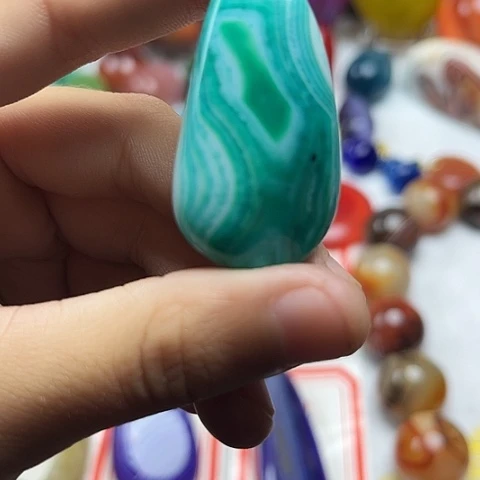 玛瑙/玉髓颈饰未镶嵌