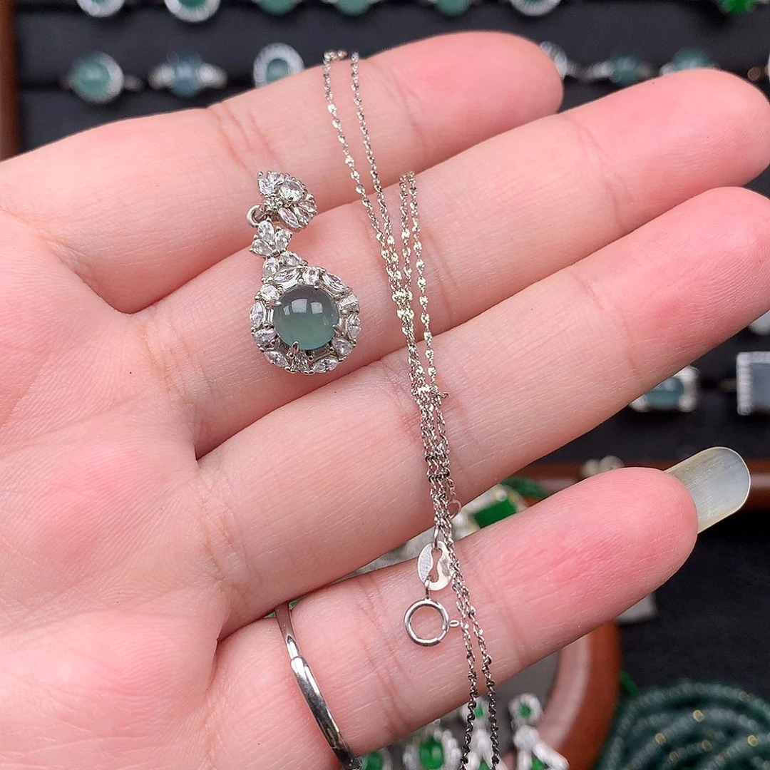 @***️翡翠银S925镶嵌颈饰
