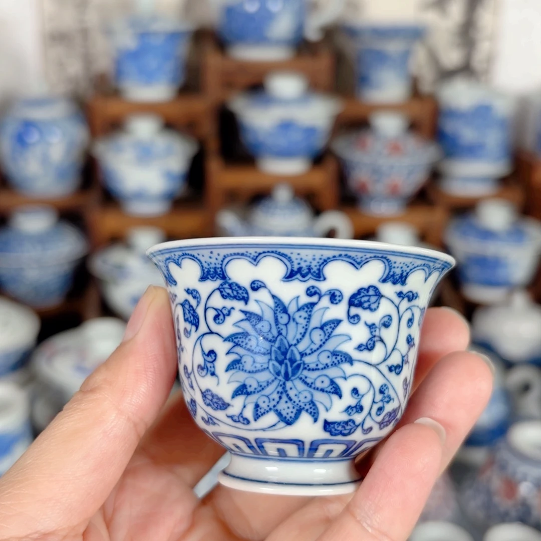 青花瓷器手绘作品陶瓷杯