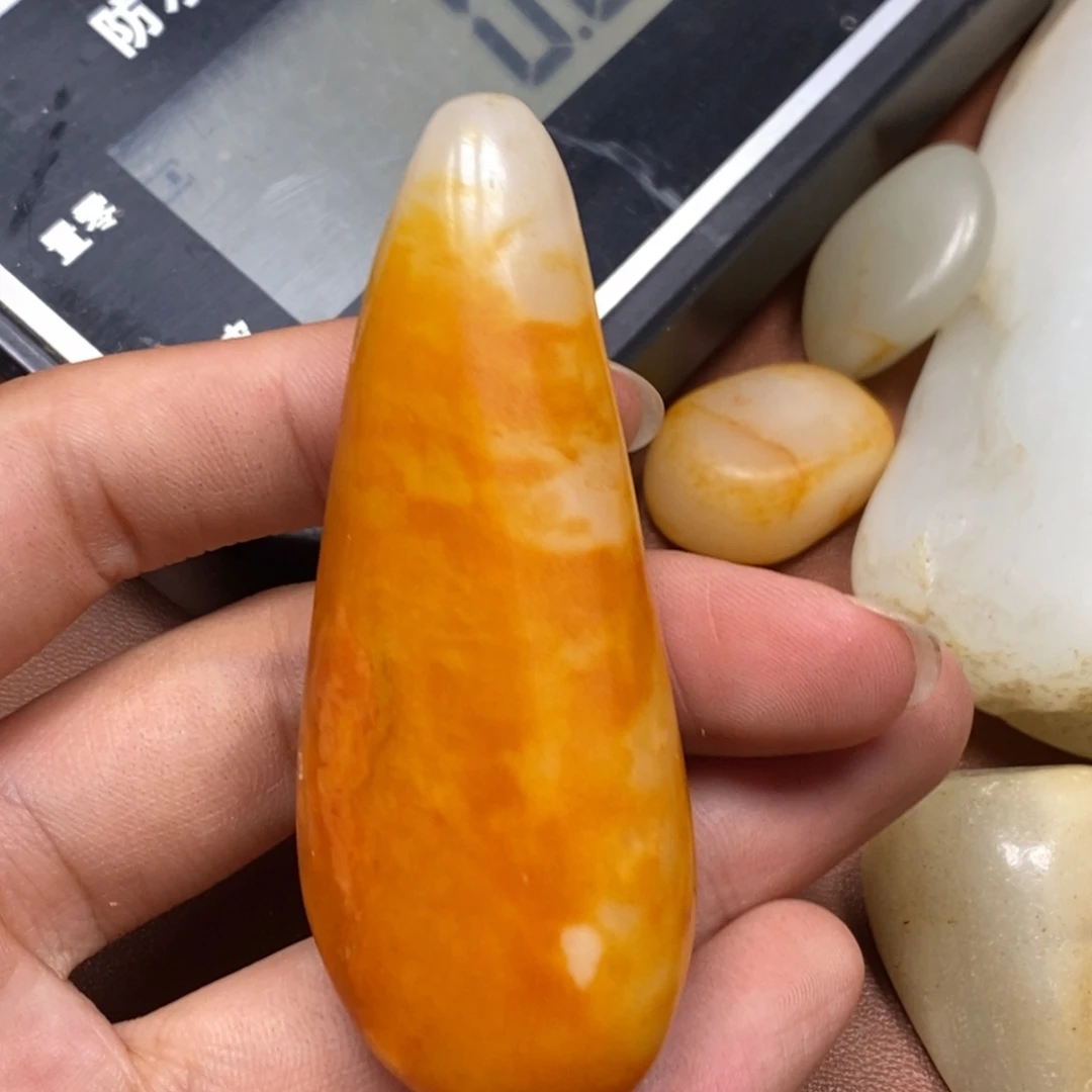和田玉（糖玉）未镶嵌挂件
