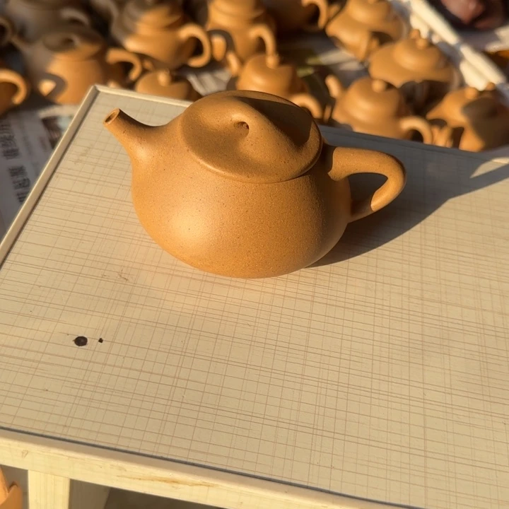 紫砂茶壶黄金景舟