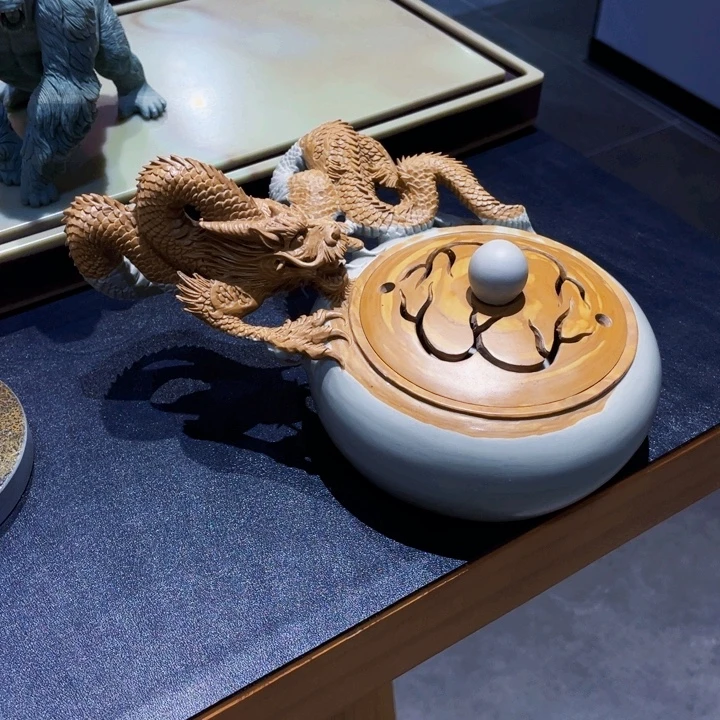 龙吸水烟灰缸，建水