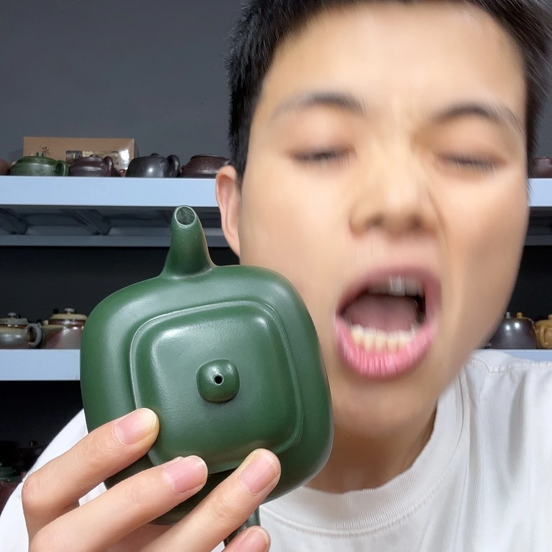 茶壶底槽青民间手艺人全手工制作
