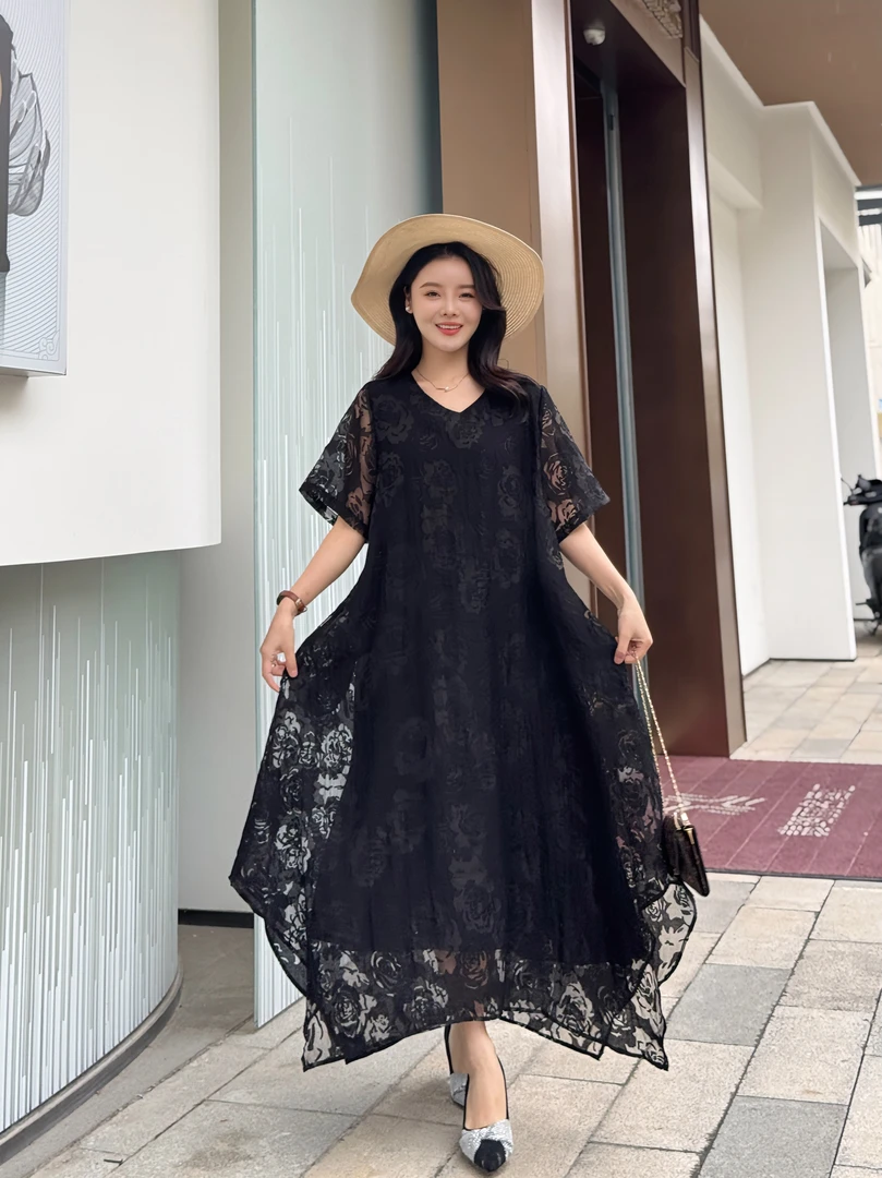 75600 优雅风圆领网纱提花连衣裙