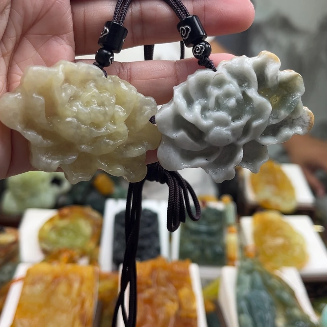 岫玉未镶嵌挂件挂件