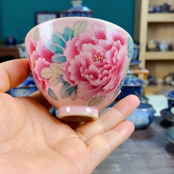 瓷片手工制作工艺精湛等
