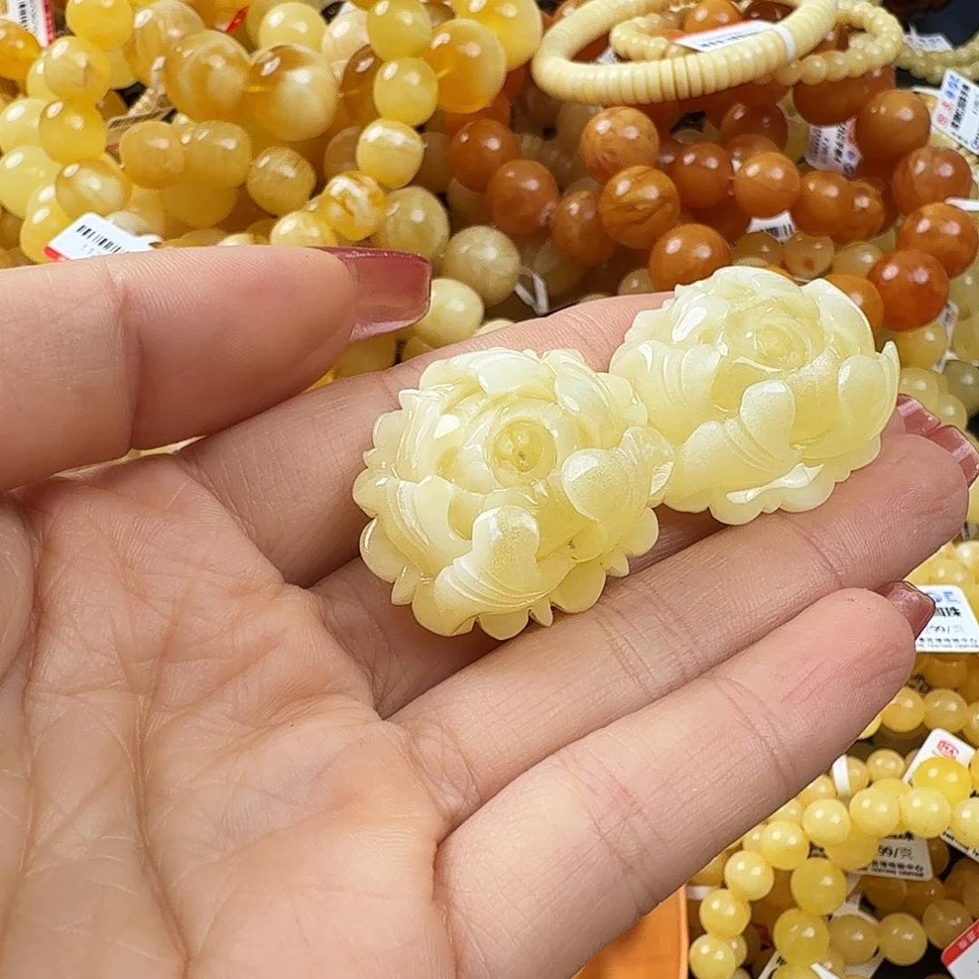 琥珀未镶嵌珠宝奇石