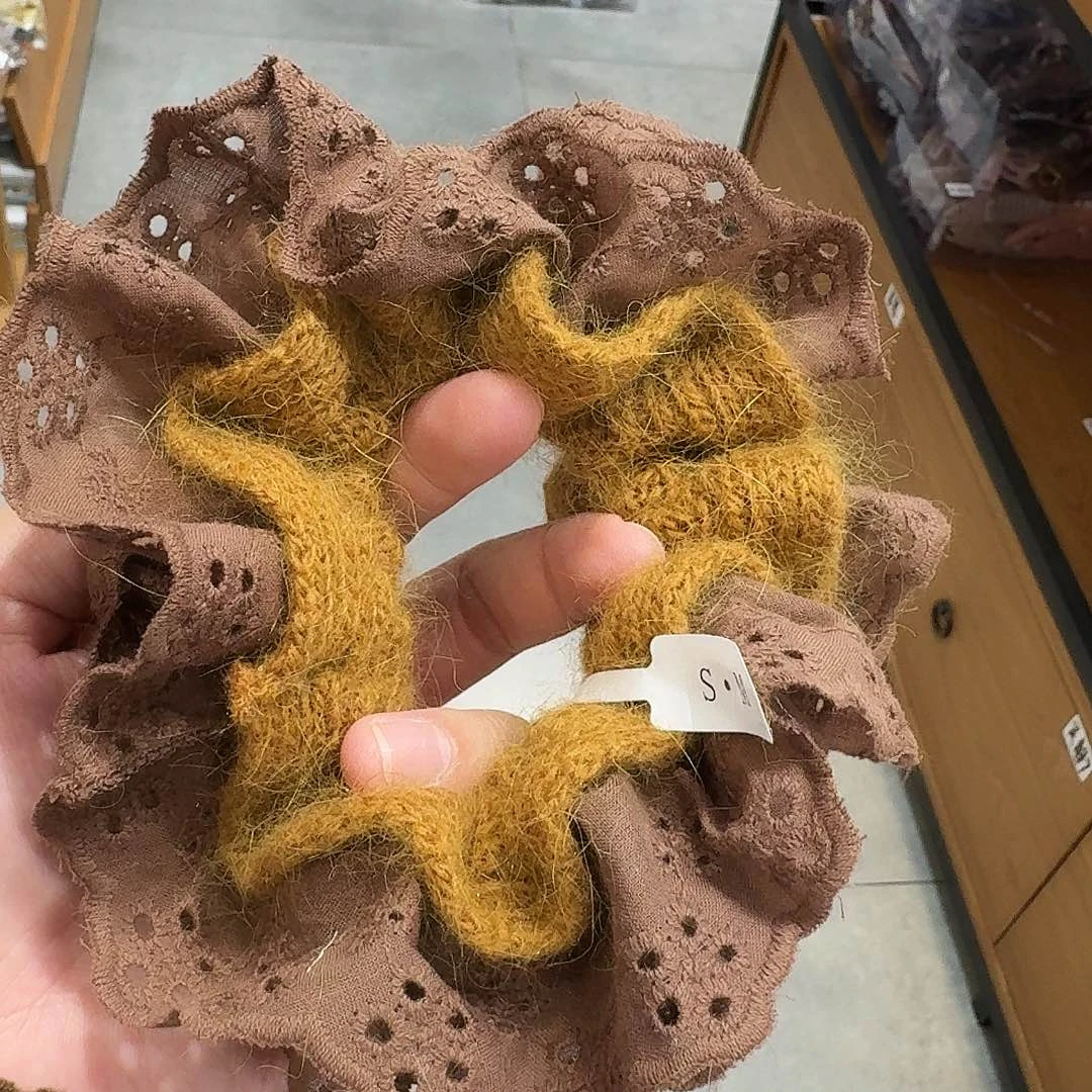 非金属黄咖色毛线