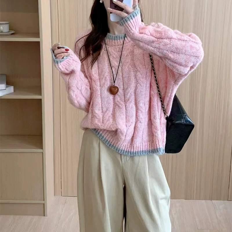 秋冬季韩系慵懒温柔风撞色圆领套头毛衣女减龄软糯针织麻花上衣