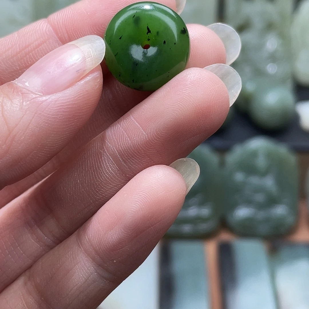 和田玉未镶嵌吊坠(不含链)