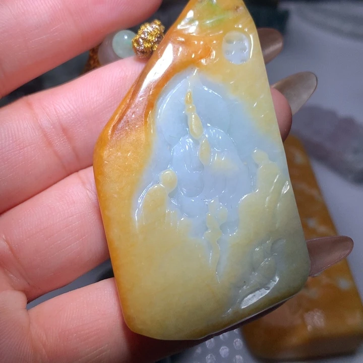 翡翠未镶嵌颈饰保真天然A货翡翠