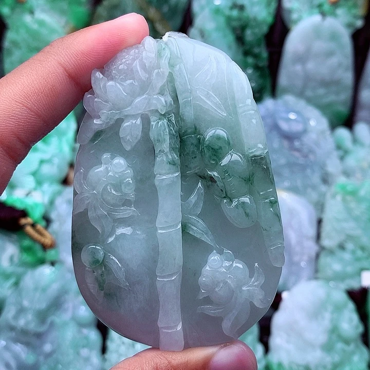 翡翠未镶嵌吊坠(不含链)