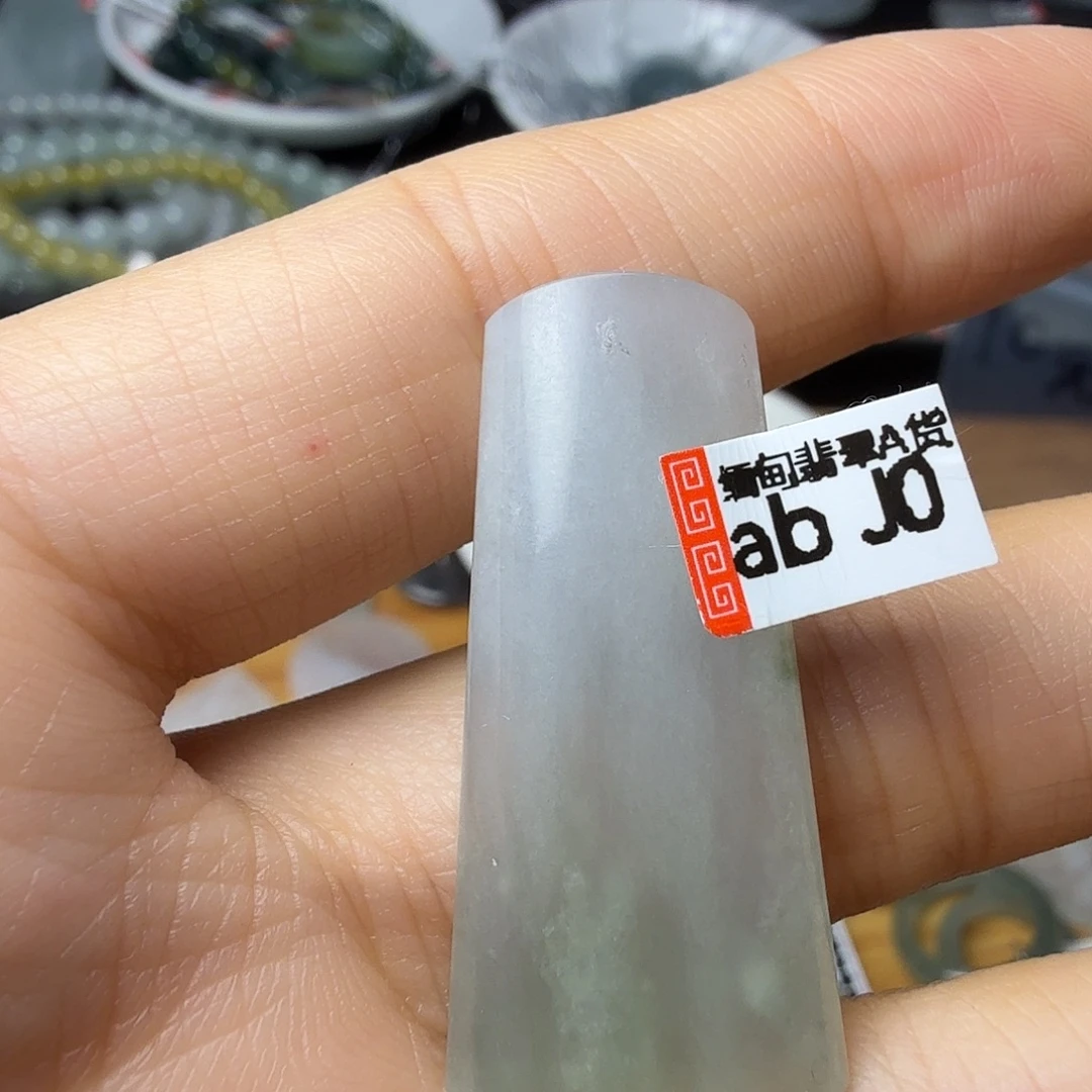翡翠未镶嵌颈饰天然缅甸翡翠A货
