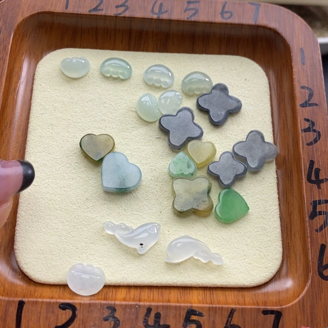 翡翠颈饰未镶嵌80一个可挑