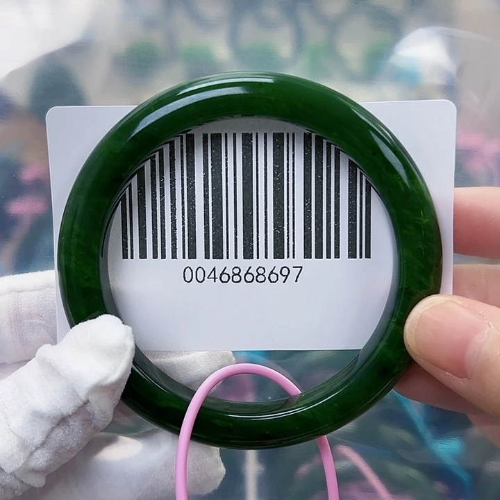 ****周未镶嵌手镯和田玉包容57