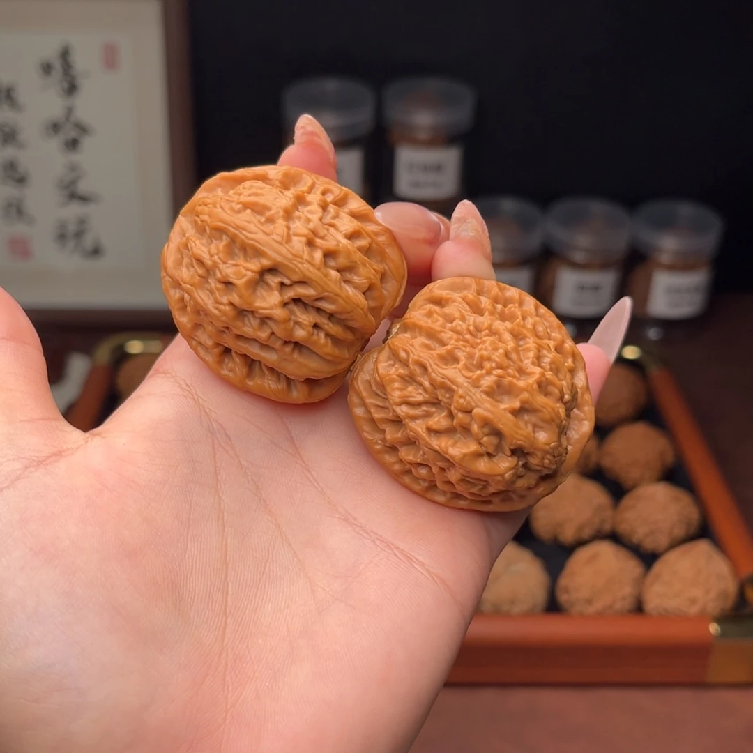 吊坠文玩核桃张*健红锦鲤43