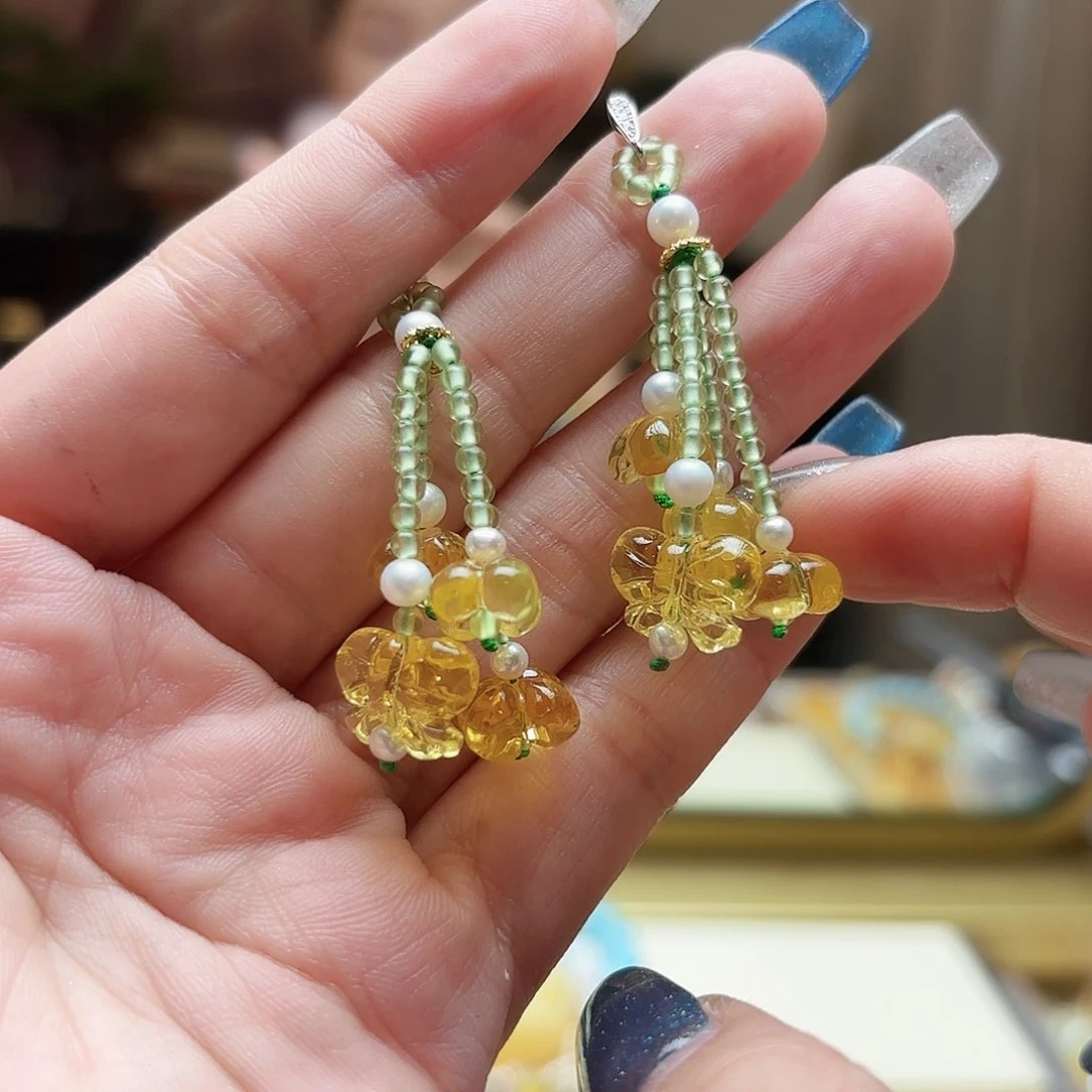 未镶嵌颈饰琥珀琥珀