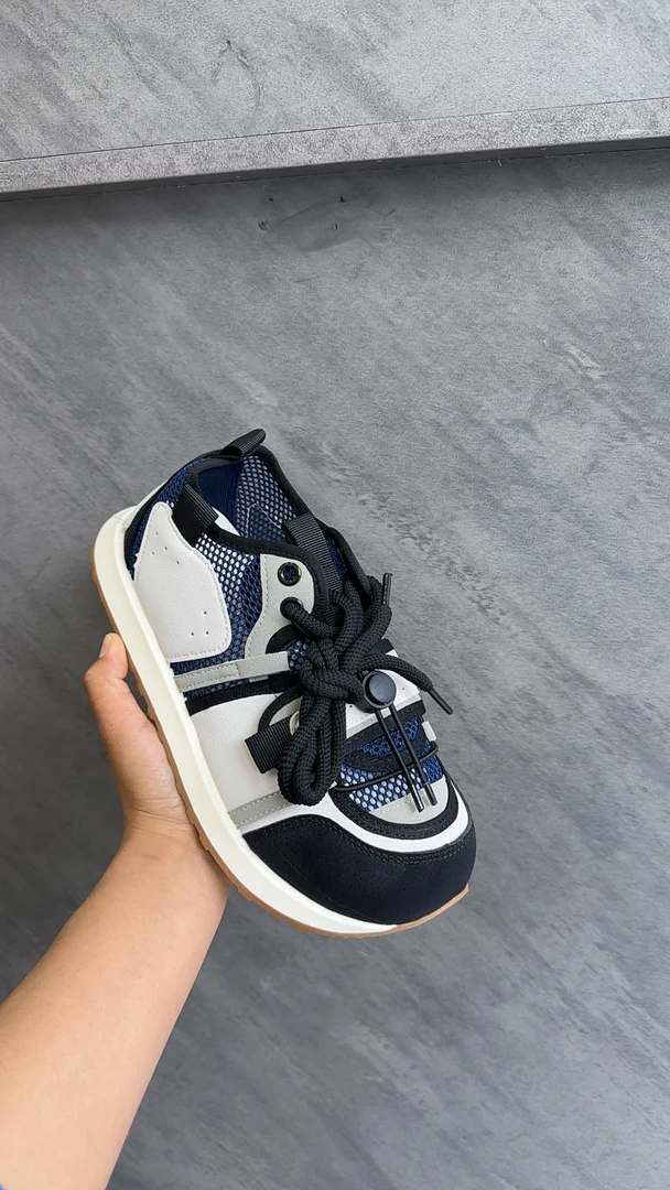 2025新款超轻百搭休闲夏季透气网面