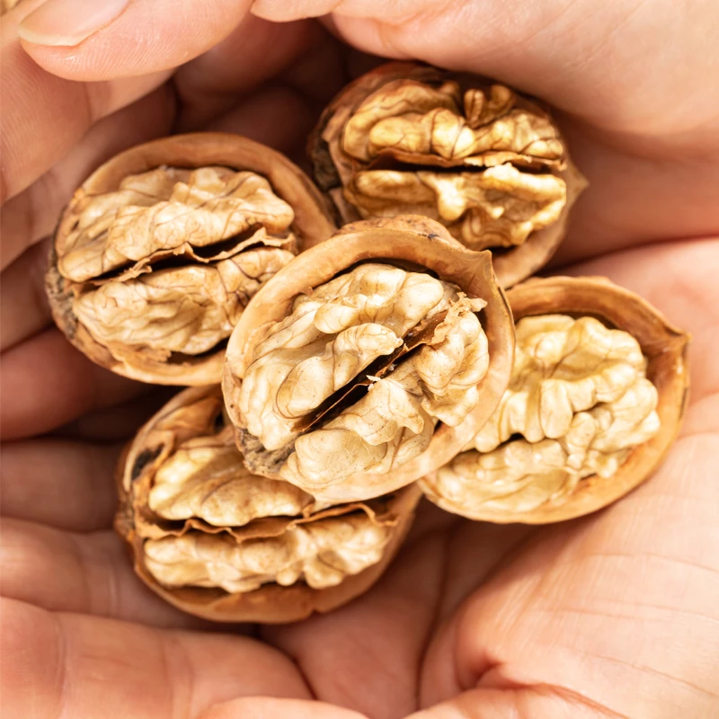 精选云南老树干核桃薄壳营养多种口味零食
