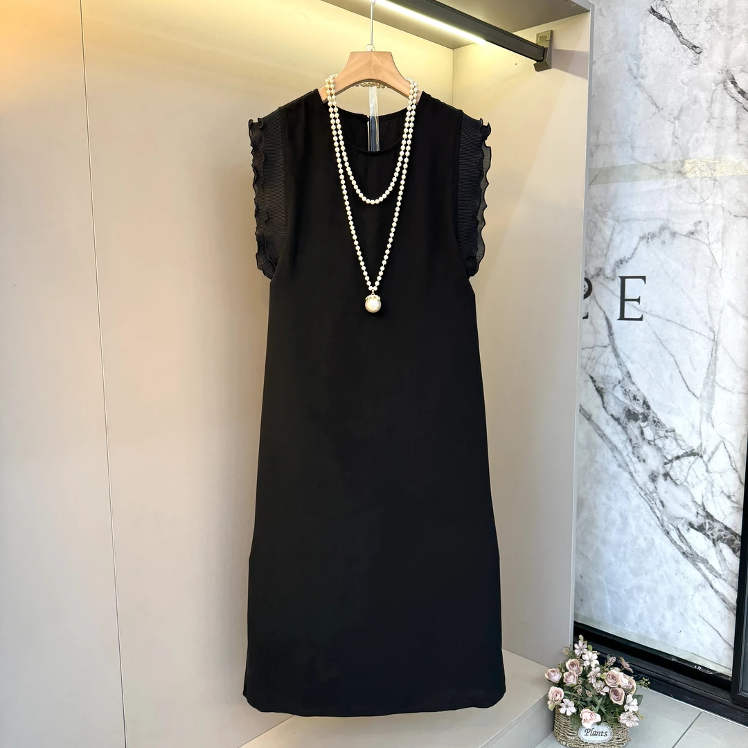 大码女装夏季新款时尚简约韩版洋气圆领拼接蕾丝花边连衣裙9111