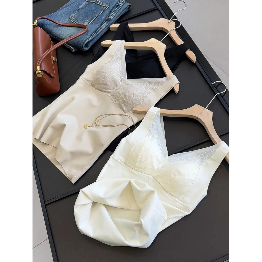 优雅蕾丝拼接带胸垫V领修身显瘦磨毛保暖背心