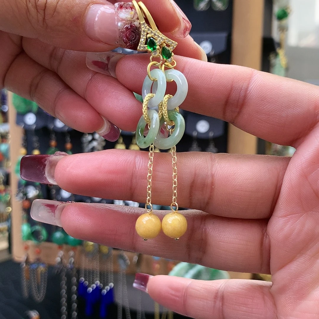 【闪购商品】翡翠耳饰未镶嵌耳坠