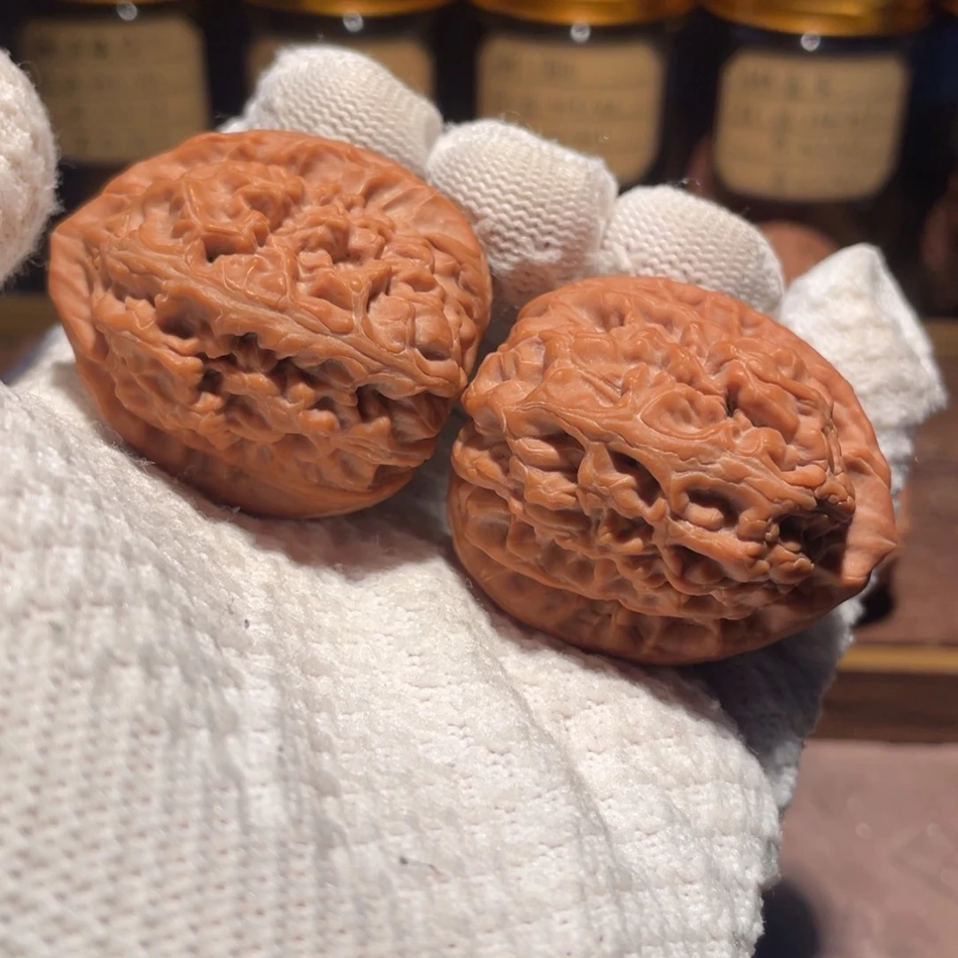 从***来文玩核桃把件42洪锦鲤