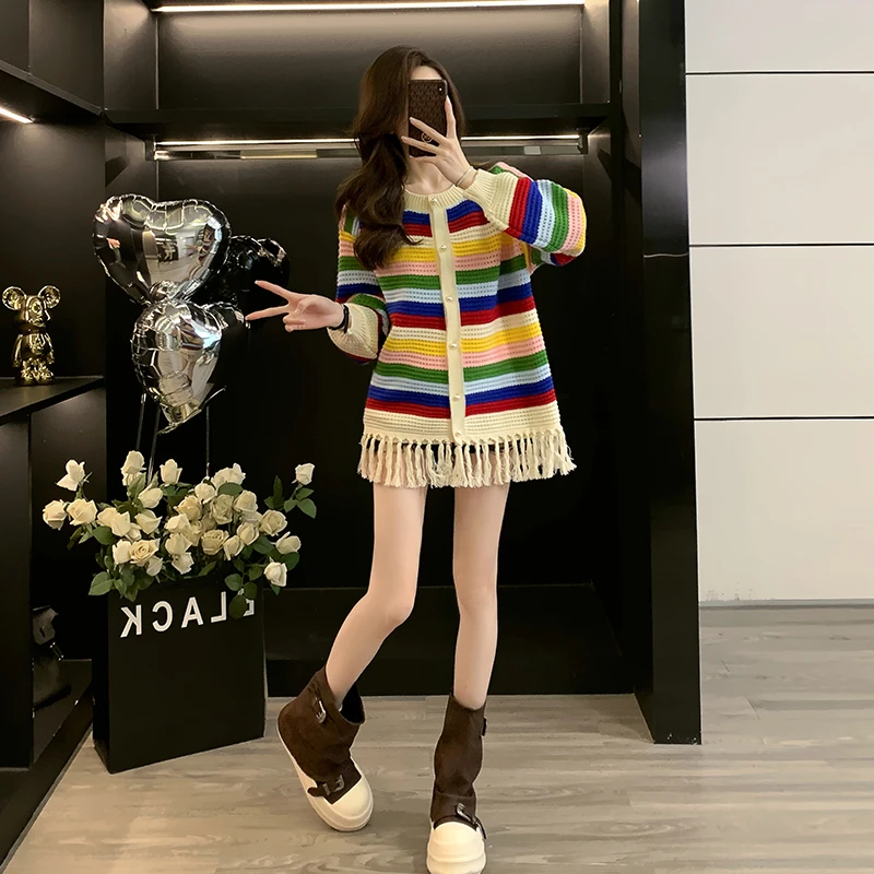 复古彩虹条纹毛衣外套女秋冬加厚韩系慵懒风宽松撞色流苏针织开衫