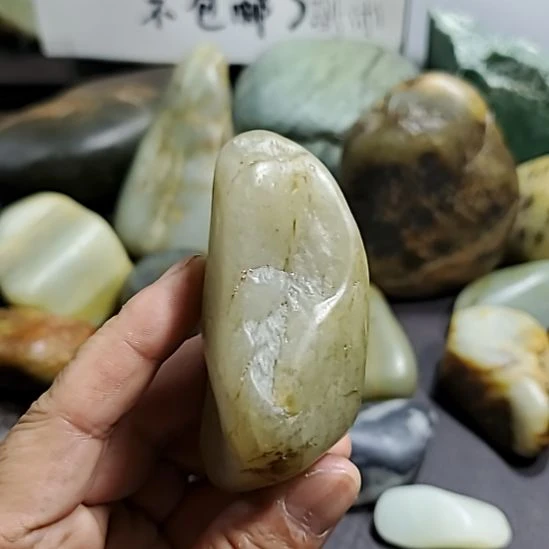和田玉（糖玉）未镶嵌挂件