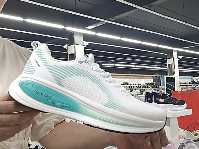 男休闲运动鞋2025新款百搭