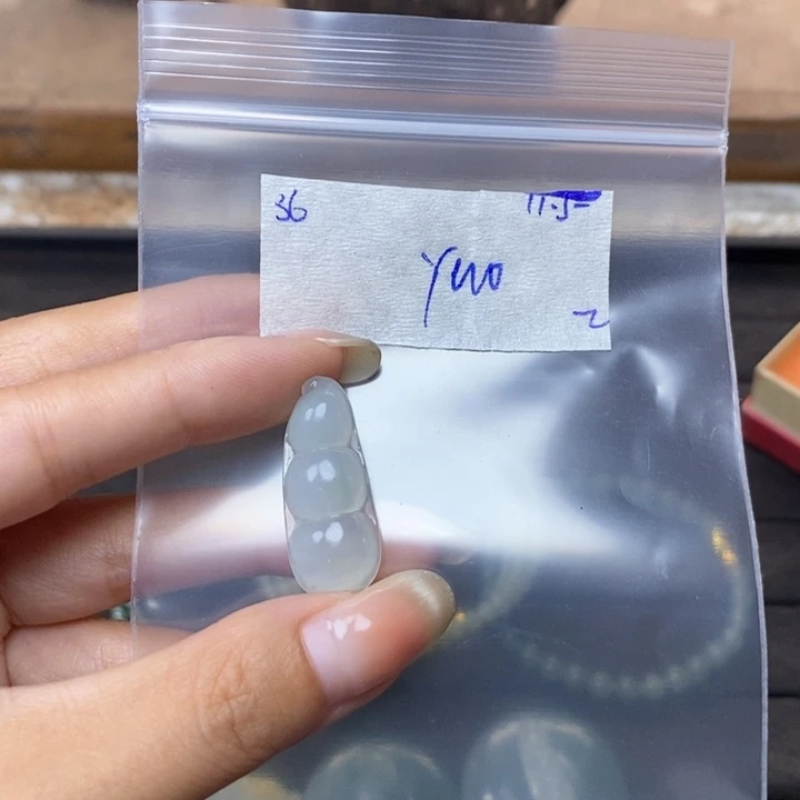 定制翡翠未镶嵌不退