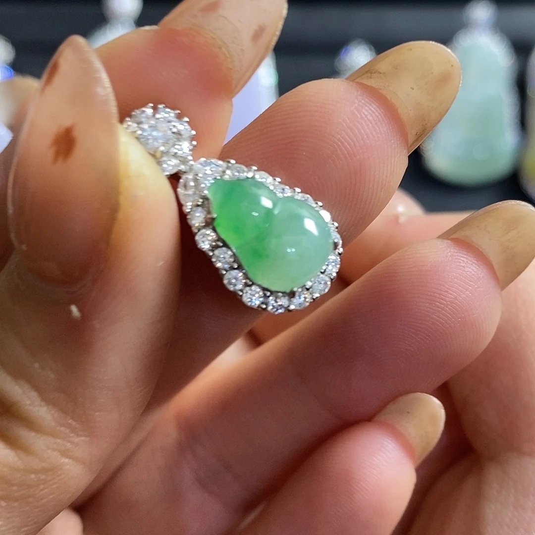 翡翠银S925镶嵌颈饰天然翡翠