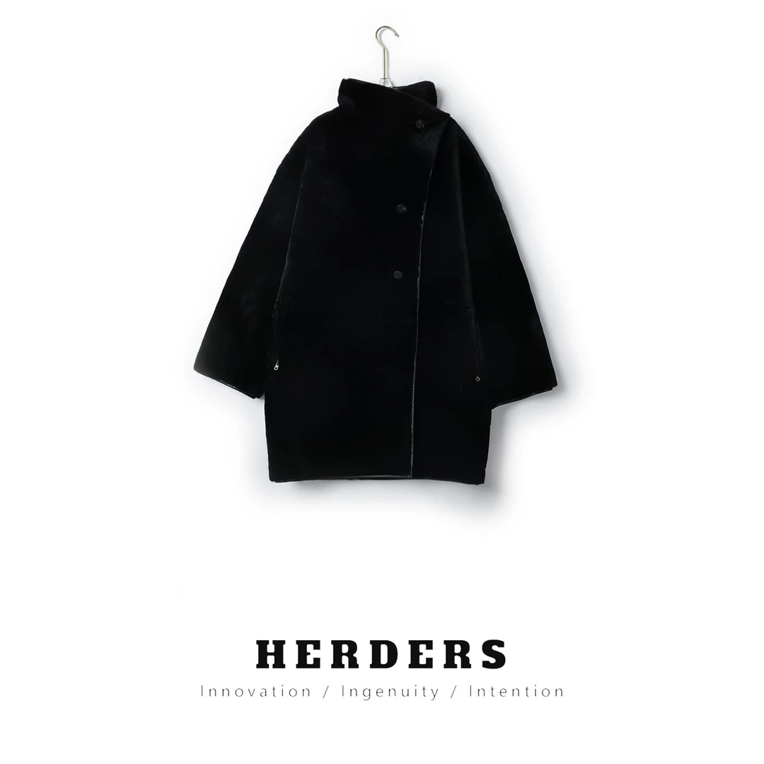 HERDERS 黑直毛均码双面长款皮毛一体外套 32250