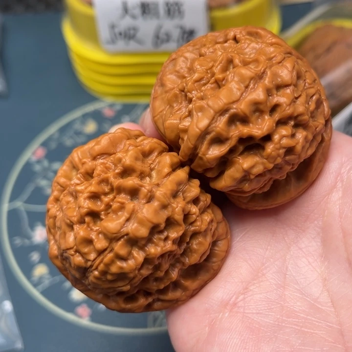 文玩核桃吊坠48-35572-05