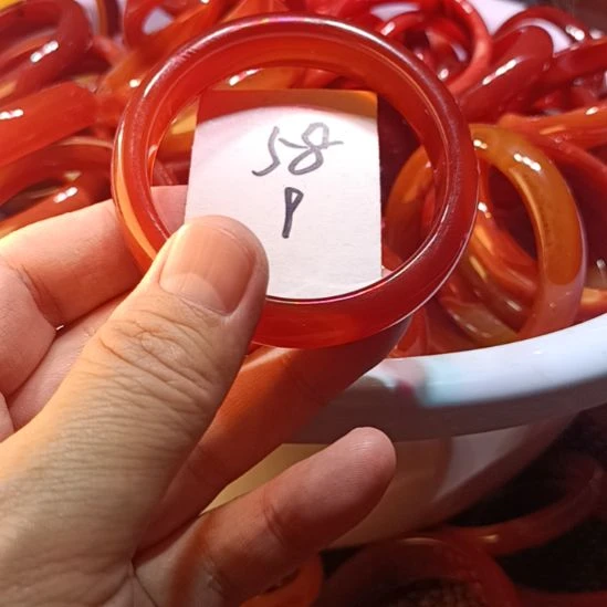 玛瑙/玉髓未镶嵌手镯