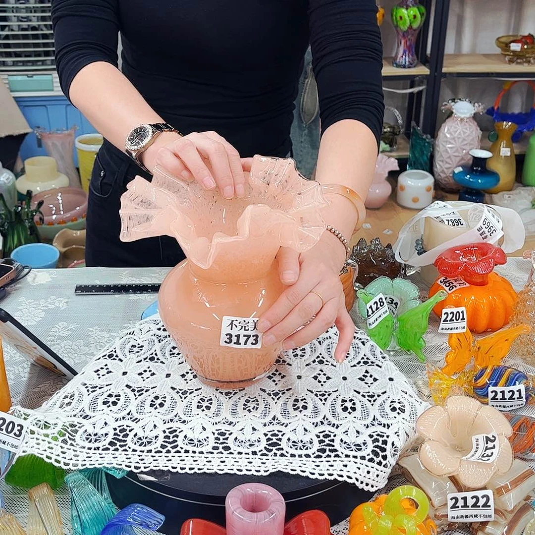 3173 家悦琉璃工艺品不完美