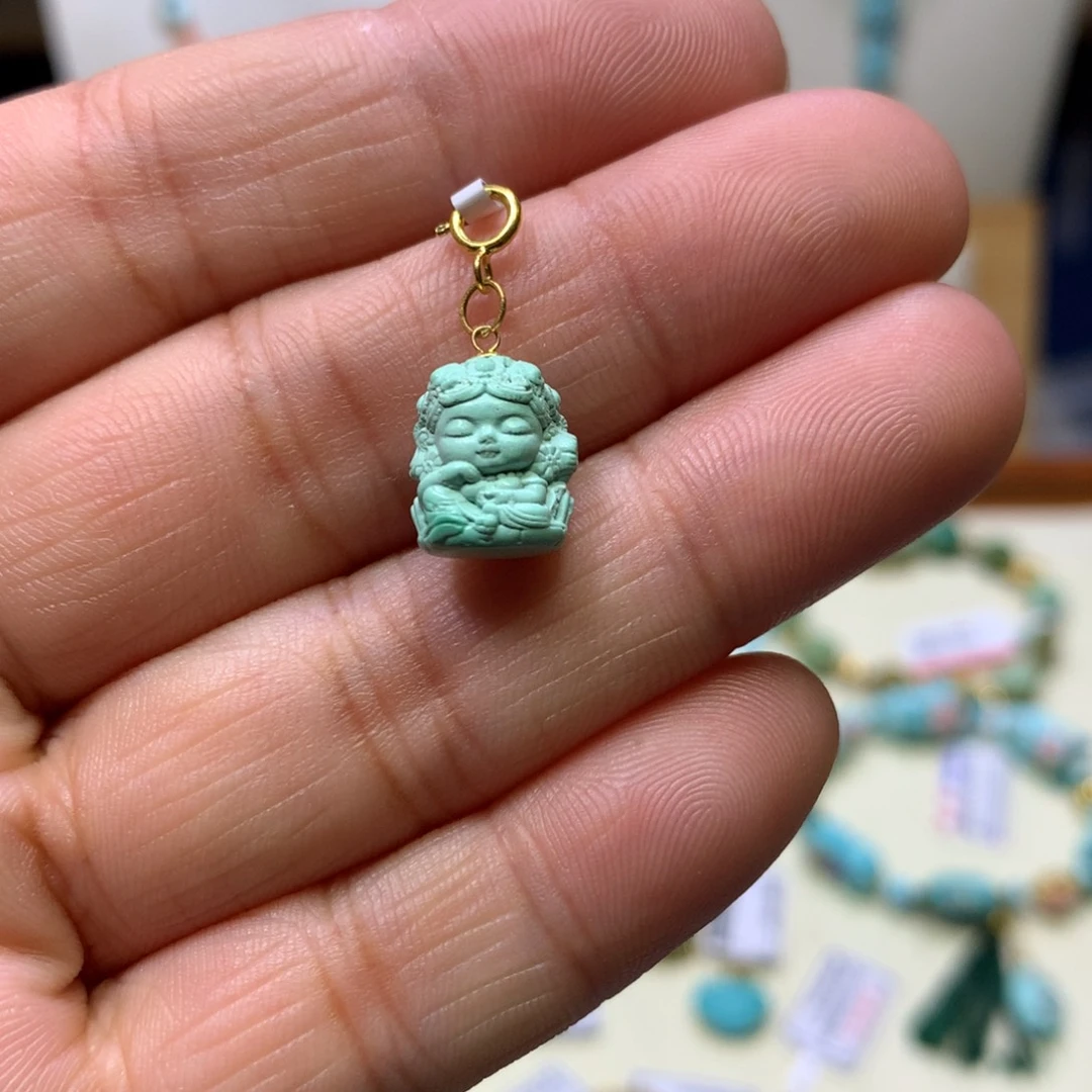 绿松石18K金镶嵌挂件