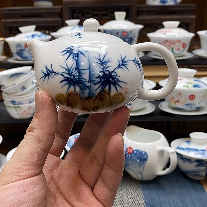 手绘微瑕竹子西施壶