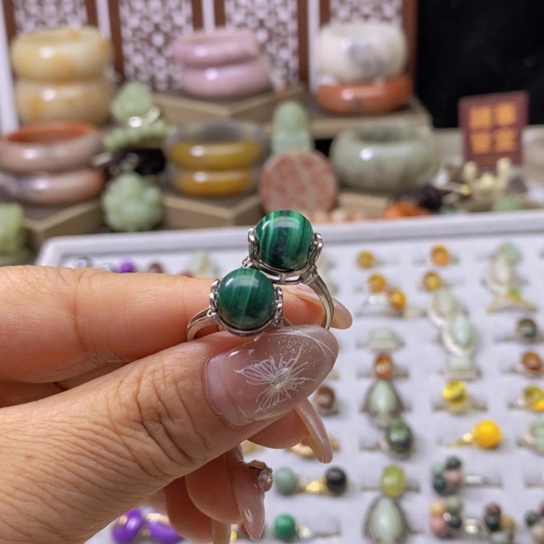【闪购商品】未镶嵌手镯石英岩玉懒*洋