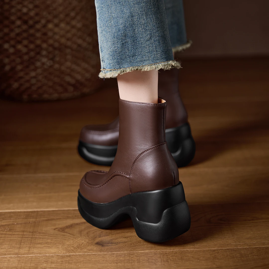 小个子增高8cm~通勤厚底短靴女秋冬新款真皮圆头及踝靴高跟马丁靴