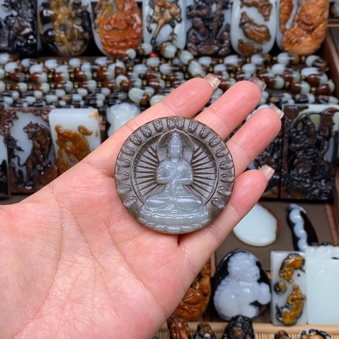 颈饰未镶嵌和田玉