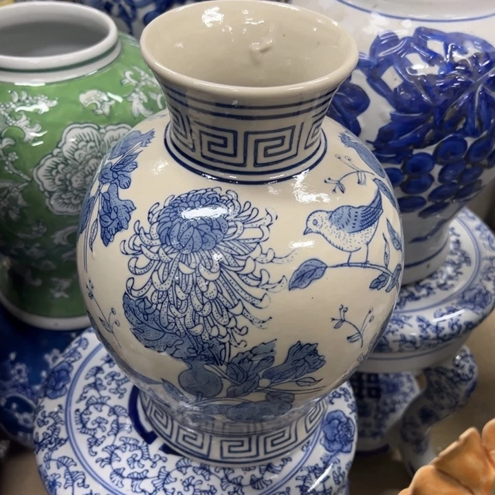 瓷片微瑕。。。。。。。。。。。