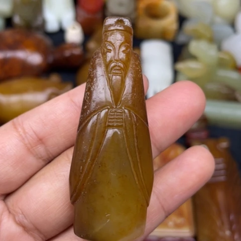 蛇纹石玉未镶嵌颈饰87
